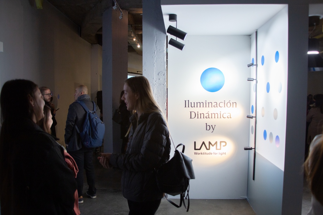 Lamp 60