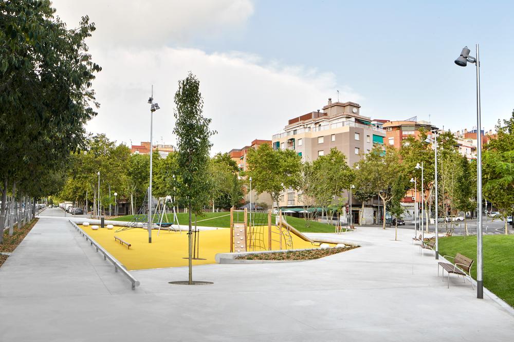 Reurbanización zonas verdes de Badalona