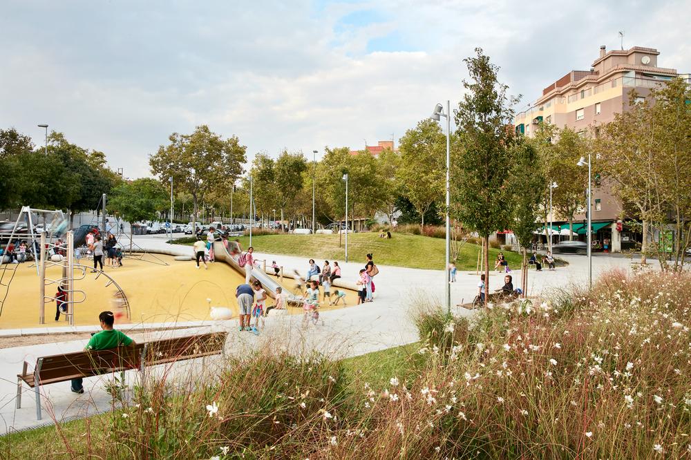 Reurbanización zonas verdes de Badalona