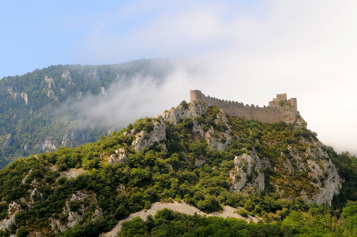 Puilaurens Cathar Castle dia