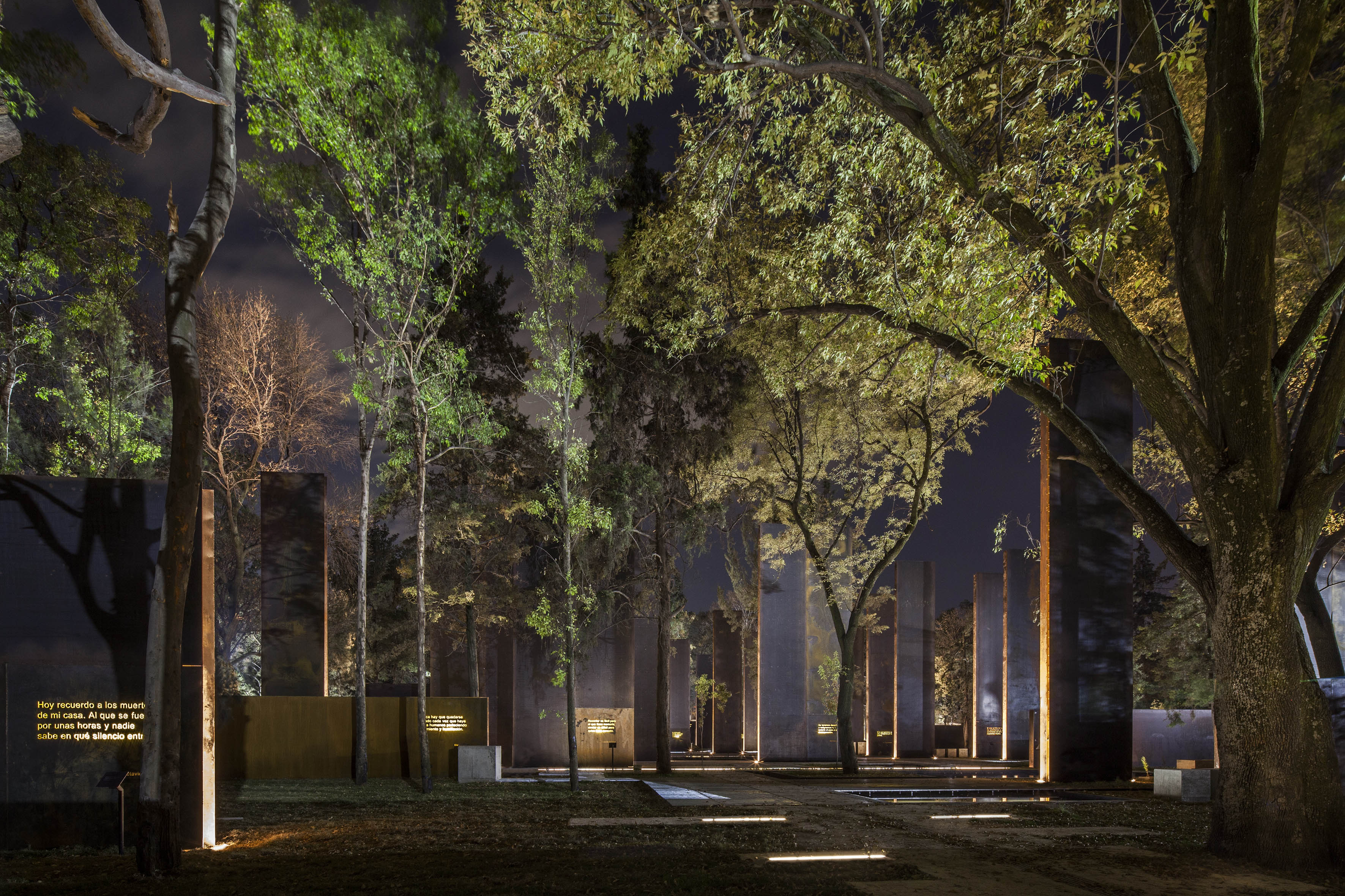 Memorial to the Victims of Violence in Mexico 01